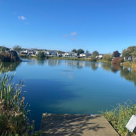 Villa Hot Tub. Countryside. Coast. 5* Patrington Haven Leisure Park, East Yorkshire Exterior foto